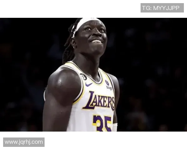 克林特卡佩拉：从天赋新星到NBA篮下巨兽的成长之路